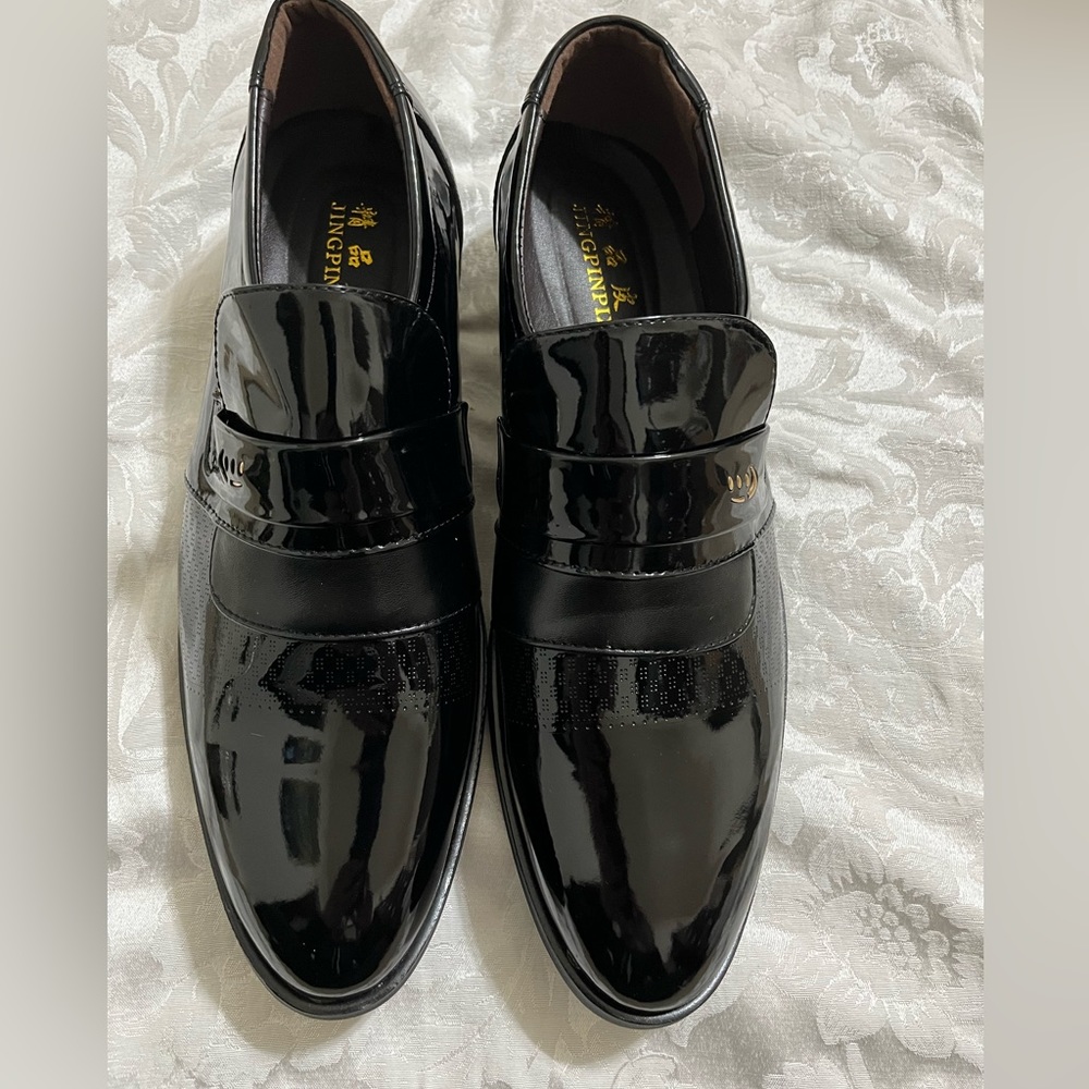 Patent Leather Men’s Shoes - Size 13; Brand New, never worn.  Black - no marking